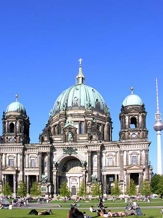 Lustgarten und Berliner Dom Fotos