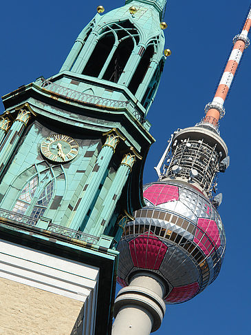 Foto Fernsehturm und Marienkirche