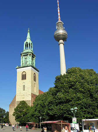 Marienkirche und Fernsehturm Fotos