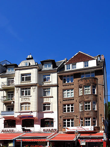 Foto Straßencafes am Hafen