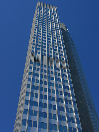 Fotos Eurotower mit Häusern