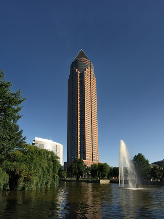 Fotos Messeturm mit Ludwig-Erhard-Anlage | Frankfurt am Main