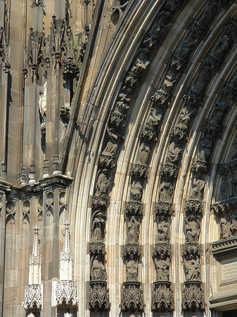 Eingang des Kölner Doms Fotos