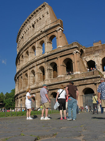 Fotos Kolosseum mit Platz | Rom