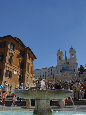 Kirche und der Barcaccia Brunnen Foto 
