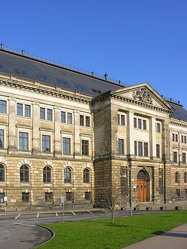 Finanzministerium