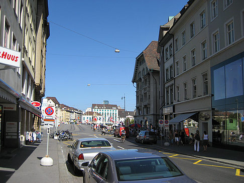 Foto Auf den Straßen - Basel