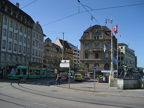 Gebäude