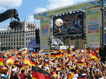 Fotos Fahnenmeer | Berlin