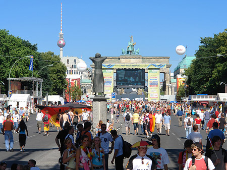 Foto Fanmeile am Brandenburger Tor