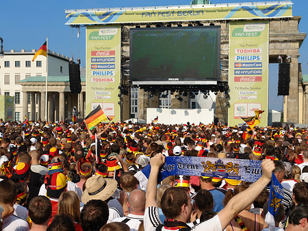 Leinwand und Fans Fotos