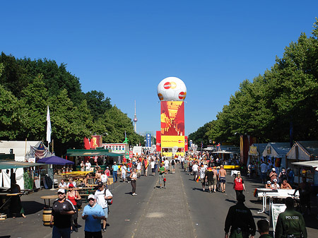 Straße des 17. Juni Foto 