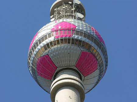 Fotos Fernsehturm Nahaufnahme