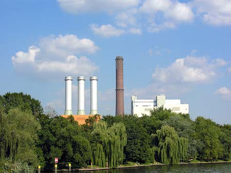 Foto Kraftwerk Charlottenburg-Schornstein - Berlin