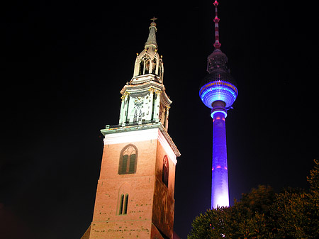 Marienkirche und Fernsehturm Fotos