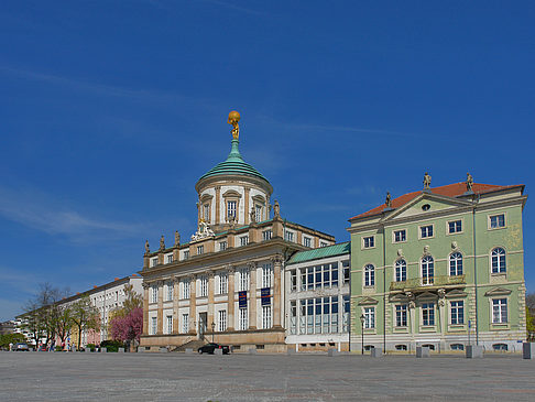 Foto Rathaus mit Knobelsdorffhaus