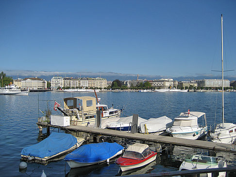 Boote im Hafen Fotos