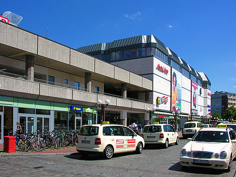 Foto Paul Nevermann Platz - Hamburg
