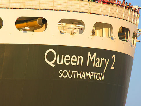 Queen Mary 2 Nahaufnahme Foto 