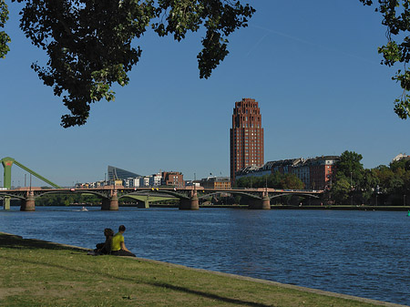 Foto Main Plaza und Untermainbrücke