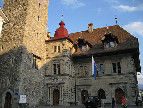Gebäude