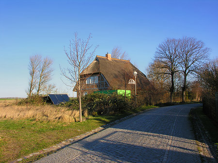 Fotos Straße zum Dorf
