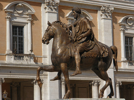Fotos Marc Aurel Statue | Rom