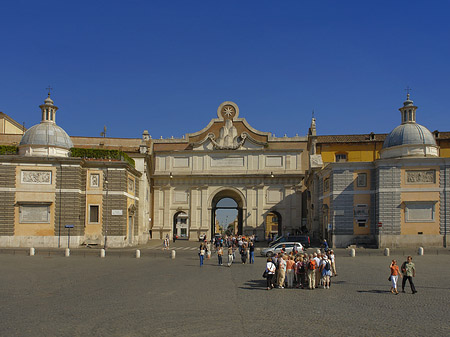 Porta del Popolo mit Piazza Foto 