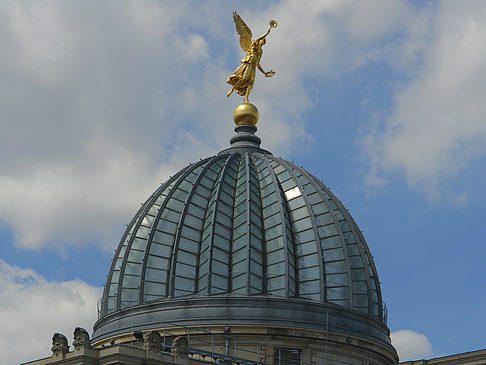 Hochschule für bildende Künste
