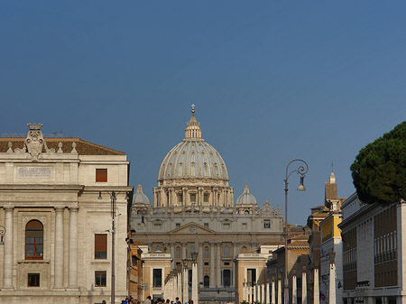 Straße zum Vatikan Fotos