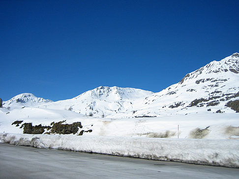 Schnee auf den Bergen